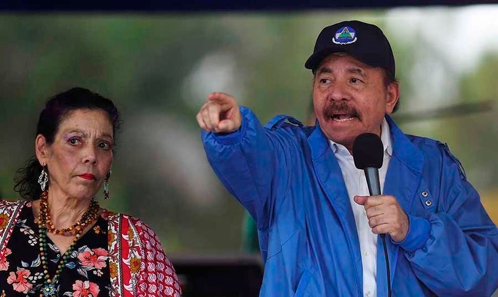 Ortega endurece control de medios y les ordena transmitir su mensaje