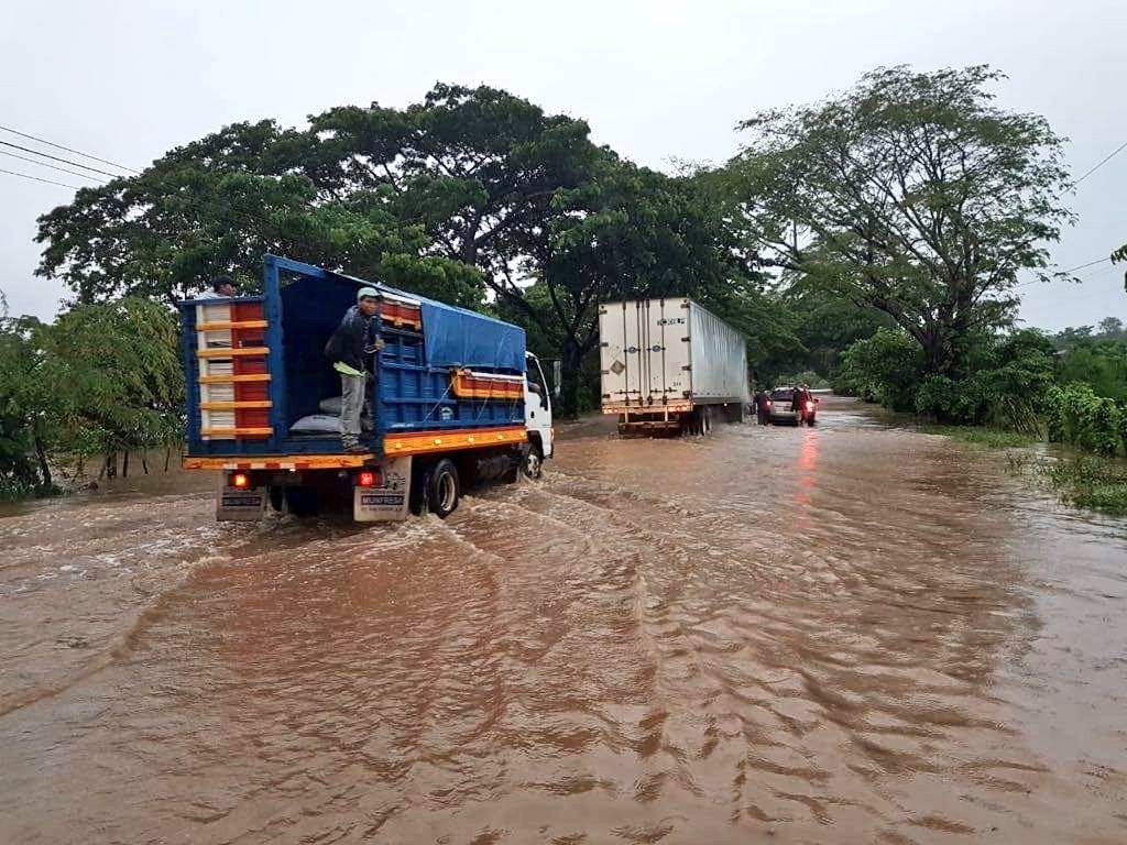 Lluvias obligan a cancelar clases a nivel nacional