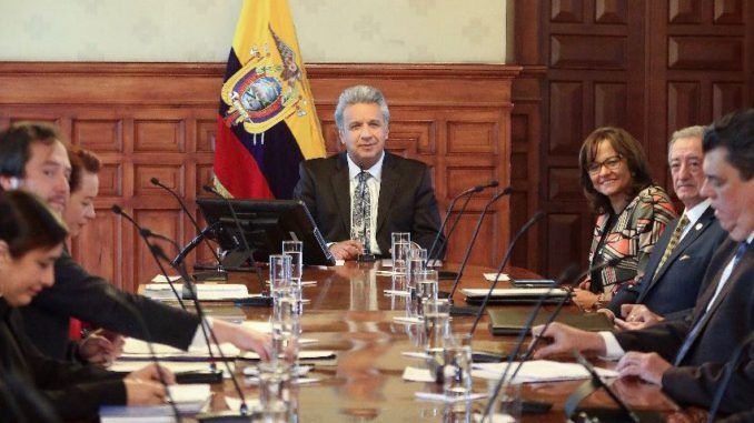 Ecuador expulsa a Embajadora de Venezuela