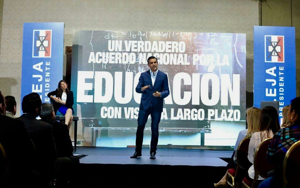 Calleja: El primer paso para  mejor la educación en invertir en los docentes