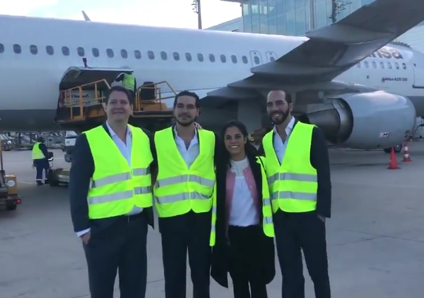 Nayib compra tour público de aeropuerto de Munich para engañar al pueblo salvadoreño