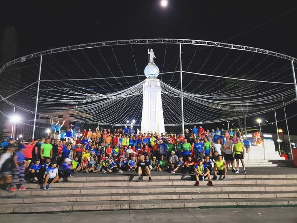 Runners despiden el año con "La Clásica Navideña"