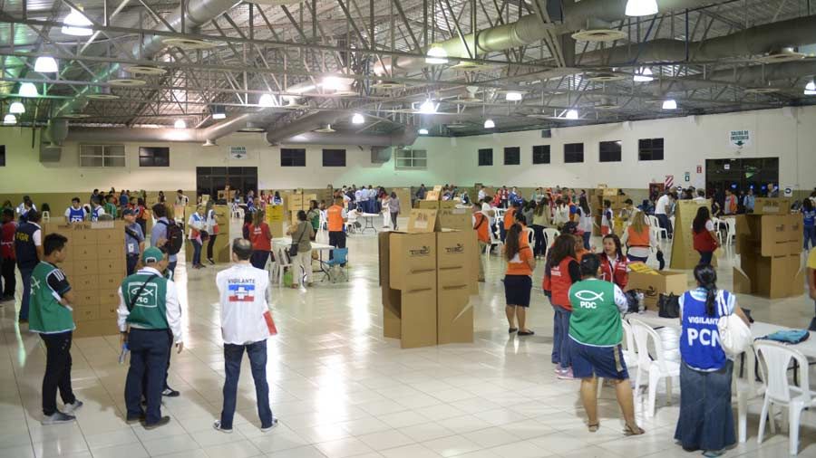 TSE advierte que vigilantes de los partidos políticos no puden intervenir en mesas electorales