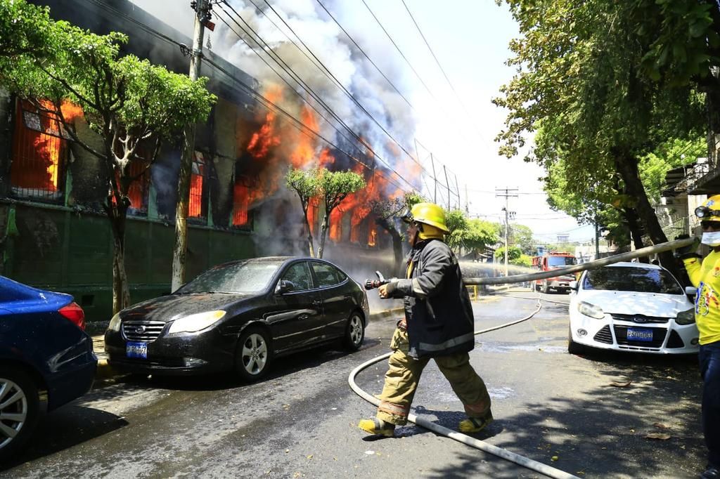 Incendio destruye guardería del ISNA