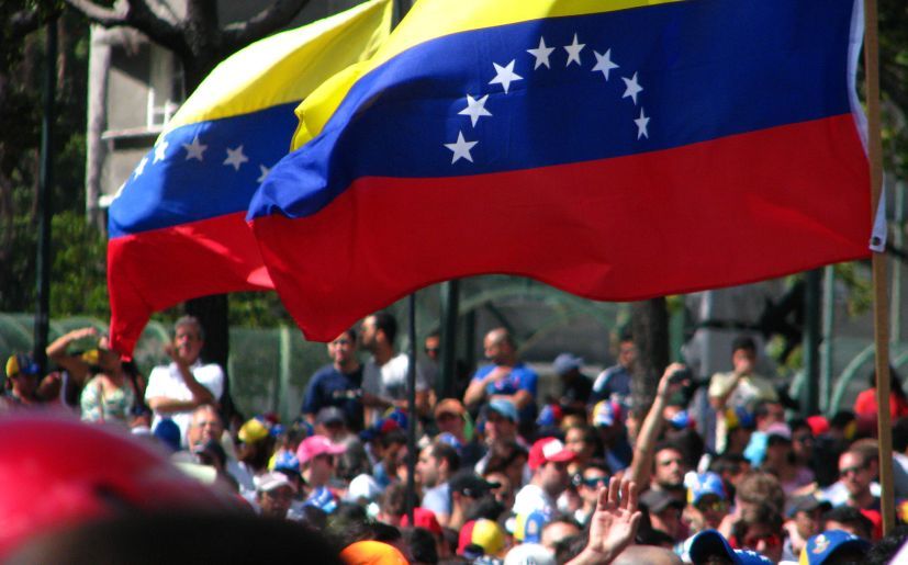 Oposición de Venezuela marcha contra el régimen de Maduro tras el apagón que afectó a todo el país