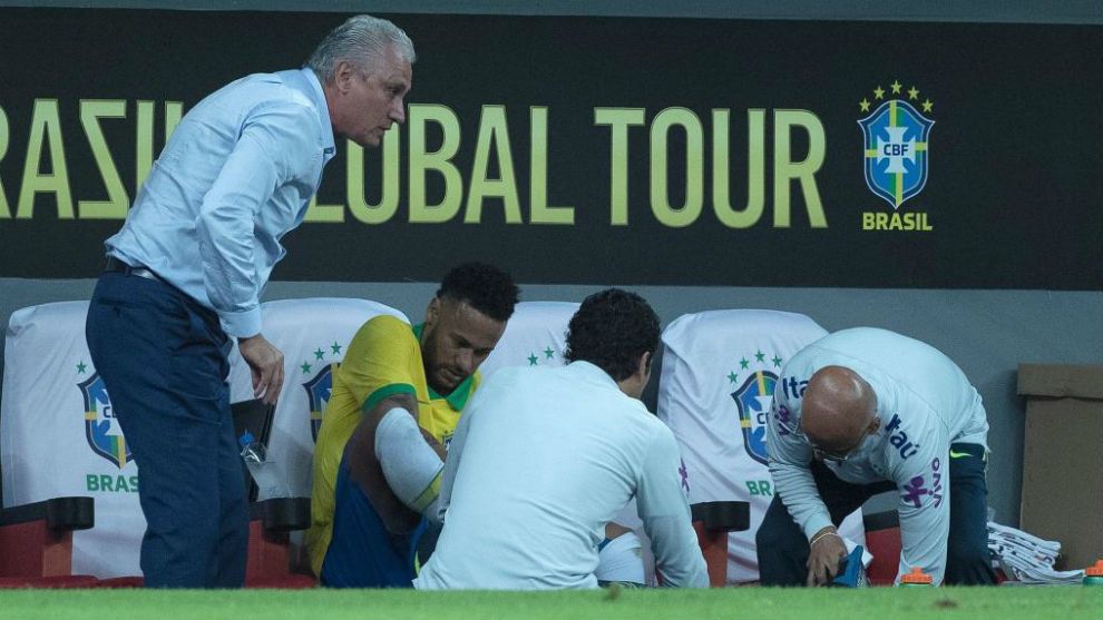 Neymar se lesiona y queda fuera de la Copa América