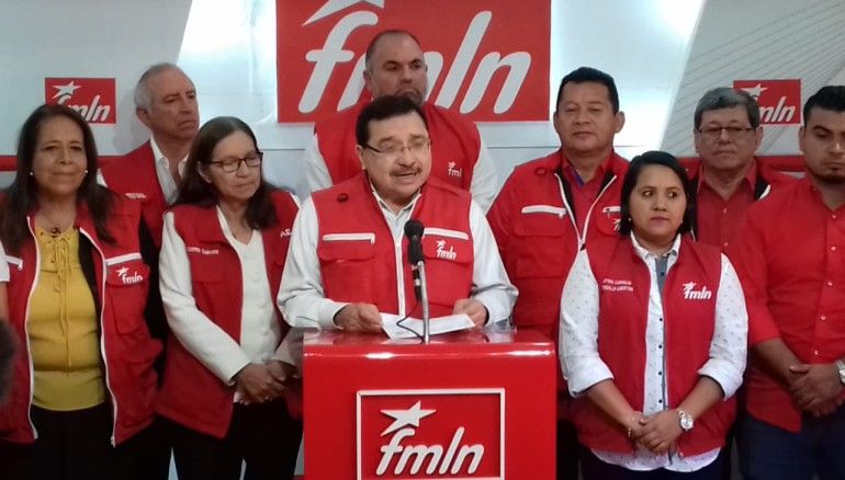 FMLN rechaza acusaciones de Bukele de financiar ataques a PNC y lo denunciarán por difamación y calumnia