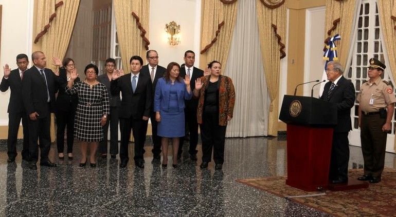 Prima de expresidente Saca continúa al frente de CORSAIN en gobierno de Bukele