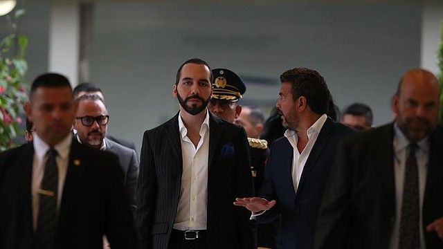 Bukele se retracta de compromiso de enviar para aprobación a la Asamblea propuesta de la CICIES