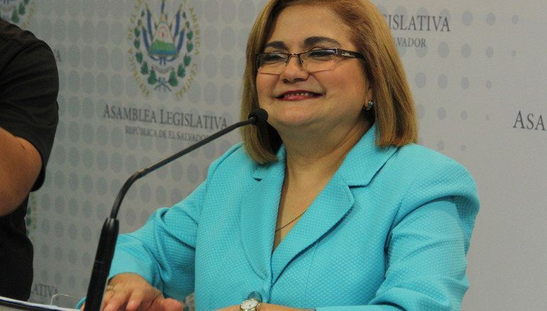 ARENA, PCN, PDC consideran reelección de Raquel Caballero como Procuradora a pesar de cuestionada gestión