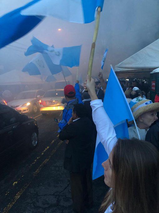 Guatemaltecos celebran fin del mandato de la CICIG