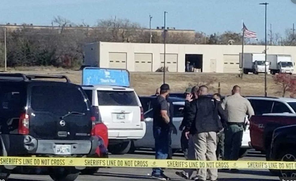 Tiroteo en Oklahoma: al menos dos muertos en un Walmart