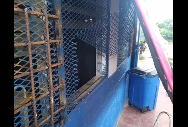 Por cuarta vez en el año roban computadoras en Centro Escolar de Ahuachapán