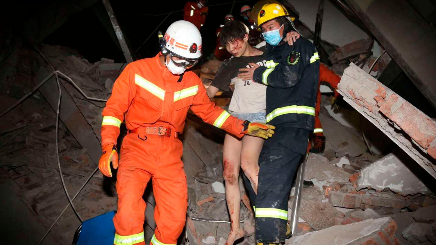China: se derrumbó un hotel donde decenas de personas cumplían cuarentena por coronavirus