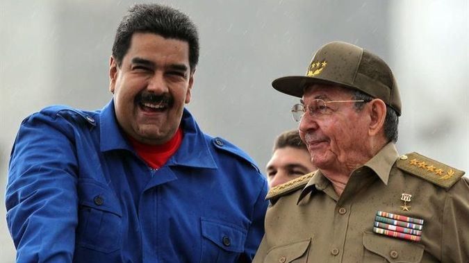Ex encargada de negocios de la embajada de los Estados Unidos: “Cuba maneja a Venezuela como una colonia, tienen una relación parasitaria”