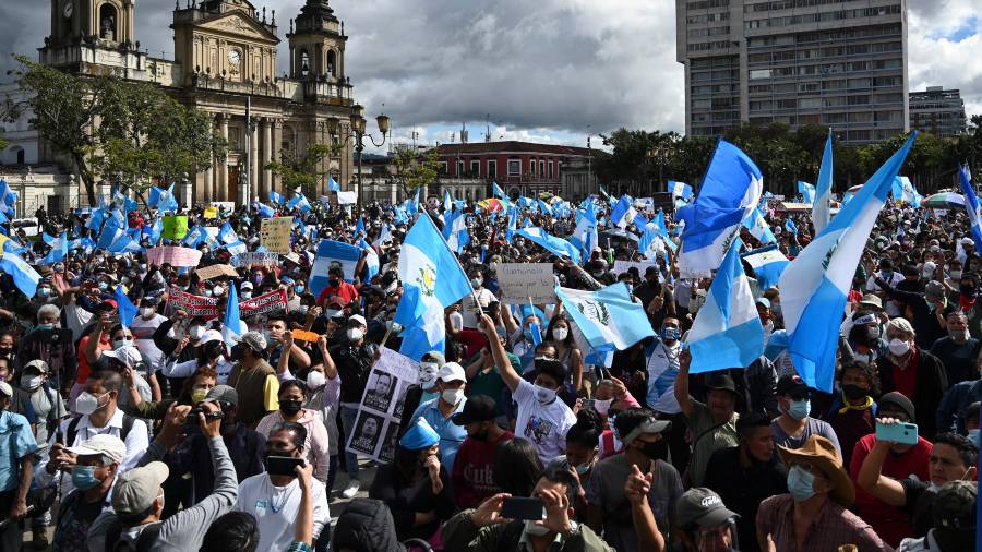 Guatemaltecos preparan masivas protestas para exigir la renuncia del presidente de la República y la Fiscal General