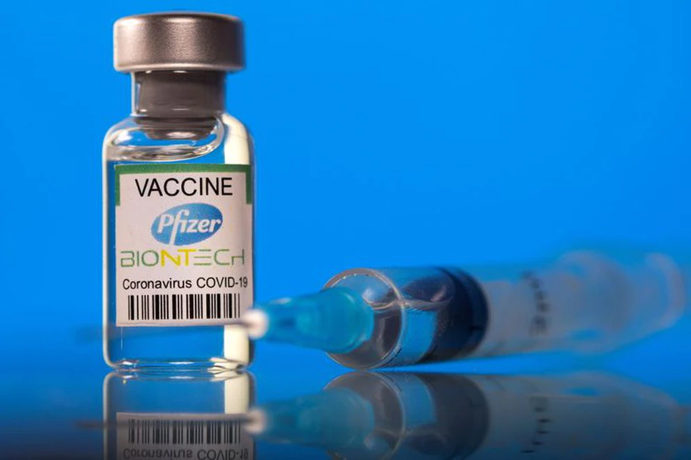 Pfizer se convirtió en la primera vacuna contra el COVID-19 con “aprobación total”