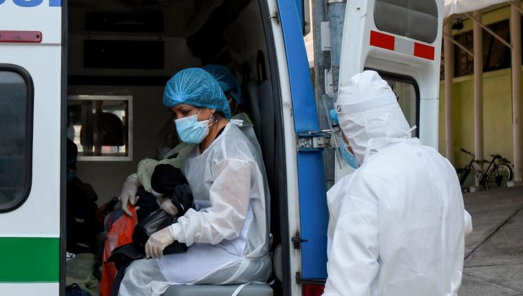 Autoridades de Guatemala informan que 60% de los contagios son de la variante ómicron