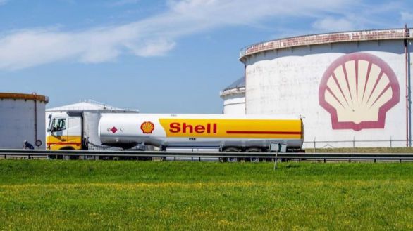 Shell dejará de comprar gas y petróleo de Rusia y cerrará sus estaciones de combustible