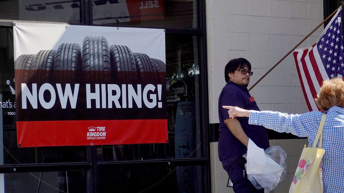 Estados Unidos creó 431.000 puestos de trabajo en marzo y la tasa de desempleo cayó al 3,6%