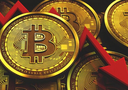 Bitcoin vuelve a caer y su valor baja a los $36,000 dólares