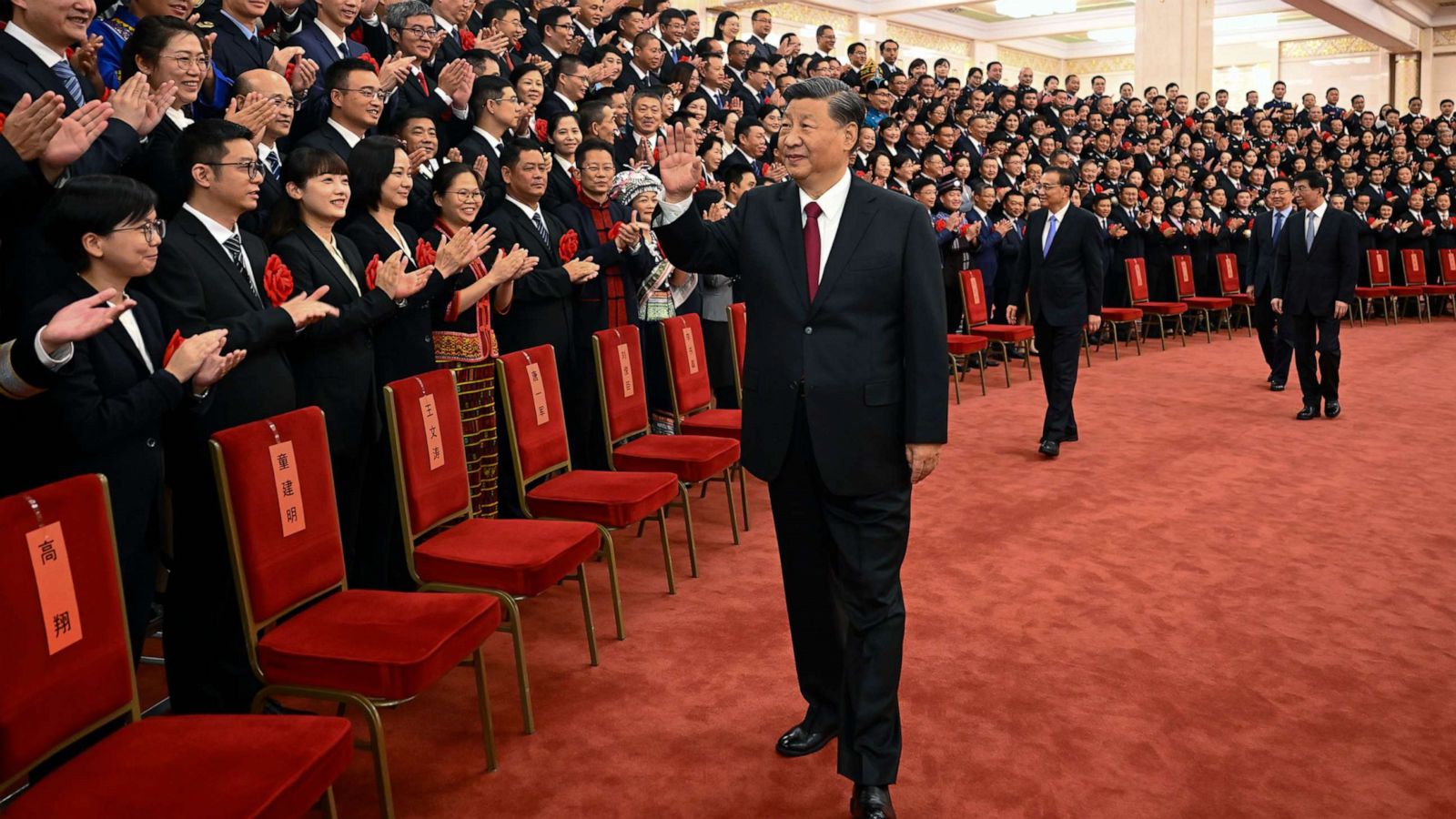 Cae la credibilidad de Xi Jinping a medida que aumentan las muertes y los contagios por covid en China