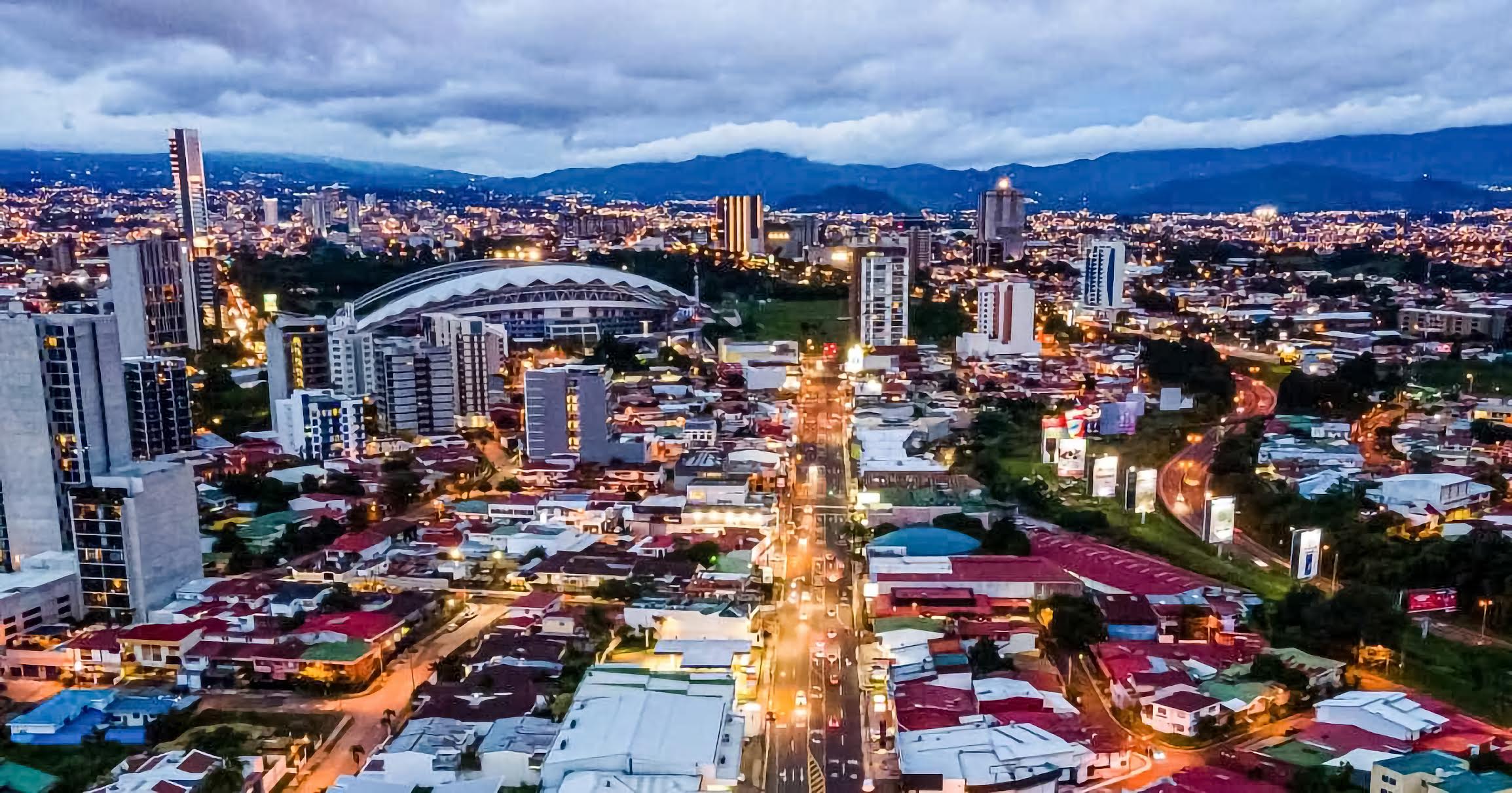 Costa Rica ocupa el séptimo lugar de los mejores países para vivir y trabajar en el extranjero