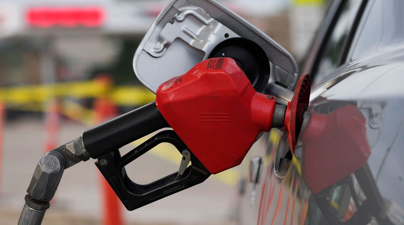 Salvadoreños pagarán más por la gasolina durante los próximos 15 días