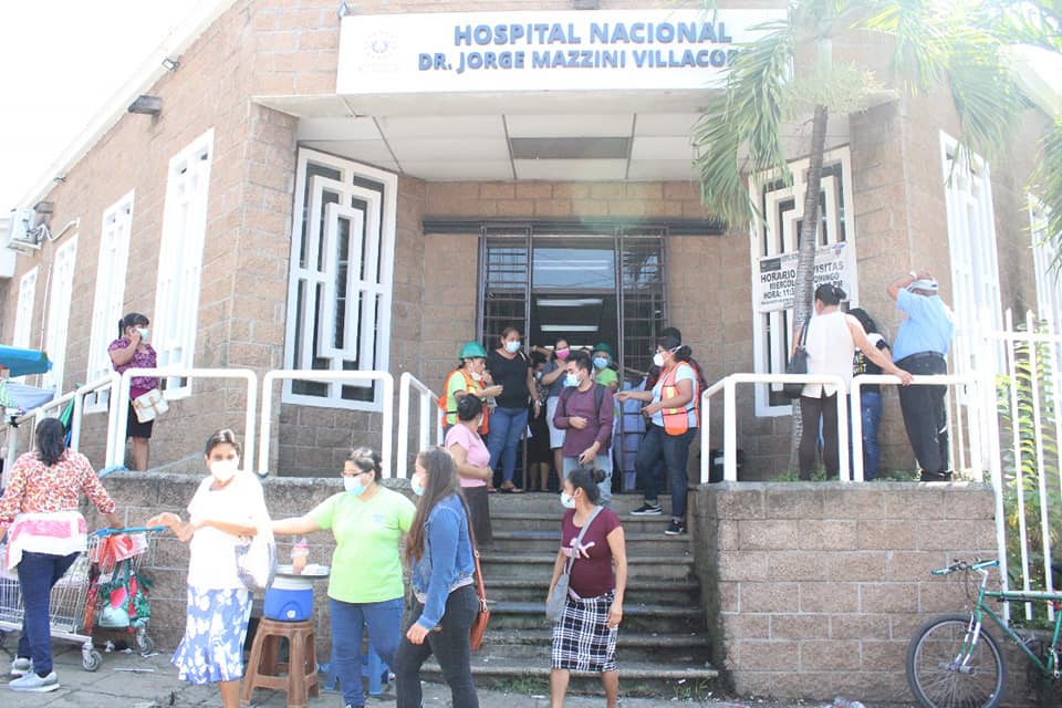 Médicos denuncian acoso y violencia en el Hospital Nacional de Sonsonate