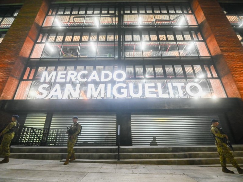 Bukele inaugura dirección que centraliza en el Ejecutivo el manejo de los mercados nacionales