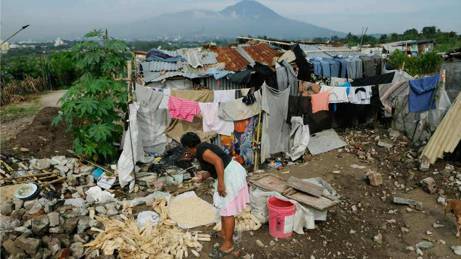 FAO alerta que un millón de salvadoreños pasó hambre entre 2022 y 2024 por crisis alimentaria