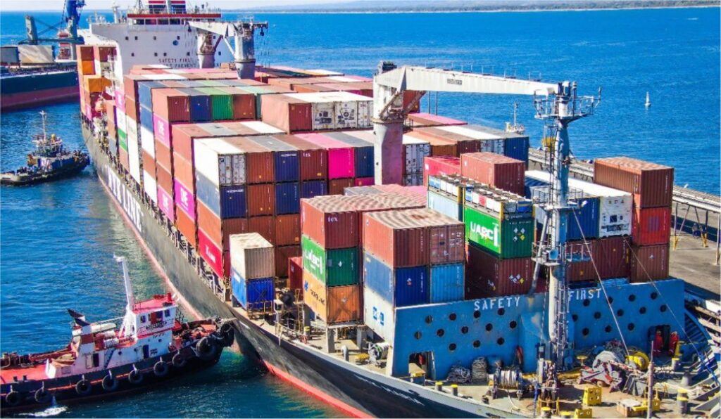 Más de 2,000 empresas salvadoreñas mantienen presencia en mercados internacionales
