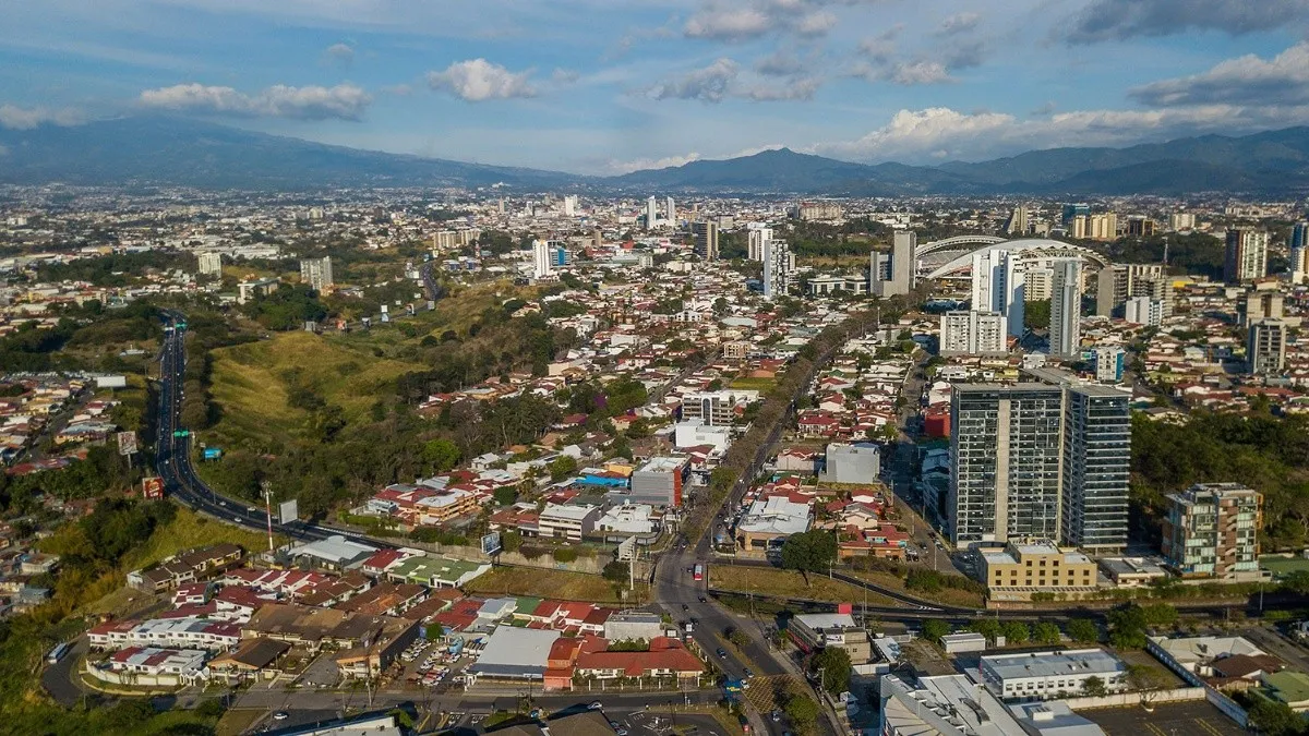 Costa Rica se ubica entre los cinco países líderes en adopción de inteligencia artificial en Latinoamérica