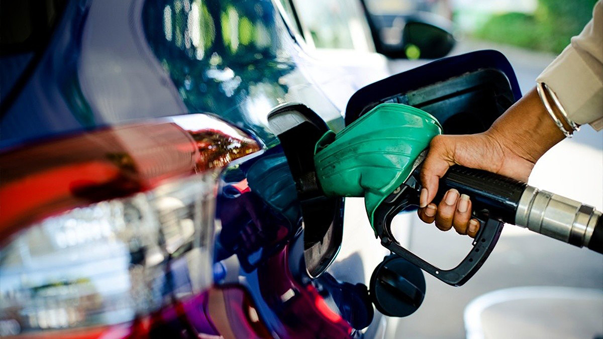 Combustibles se mantienen estables con leves ajustes en precios para esta quincena
