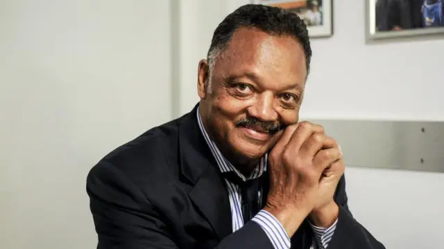 Muere el reverendo Jesse Jackson, figura clave del movimiento por la igualdad