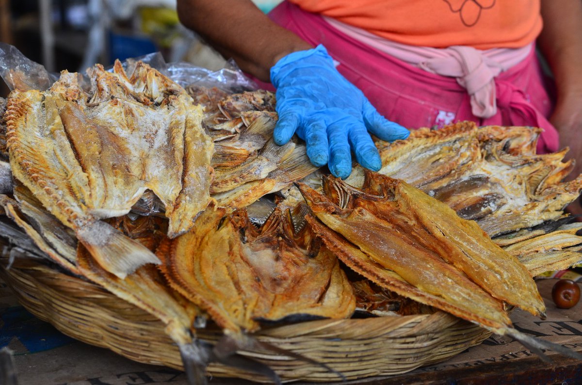 Precio del pescado seco se dispara y llega hasta $90 en El Salvador