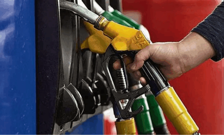 Golpe al bolsillo de los salvadoreños, combustibles incrementarán hasta $0.38