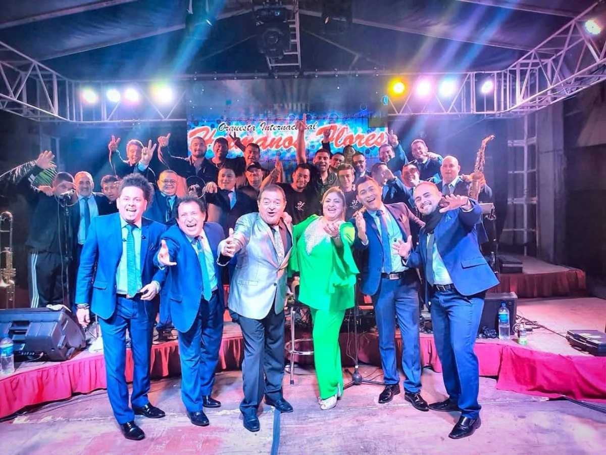 Los Hermanos Flores afinan repertorio para su debut en Coachella