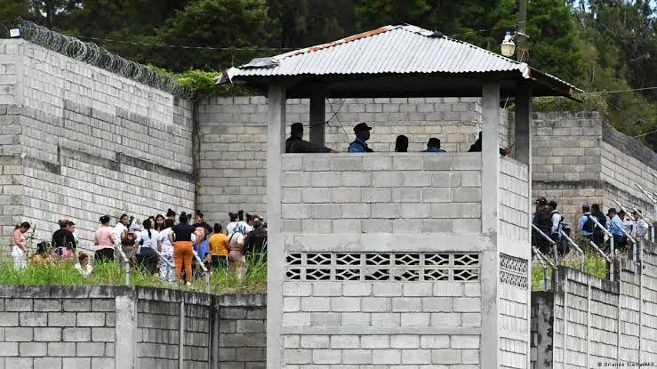 Honduras establece cadena perpetua contra pandilleros para endurecer el combate al crimen